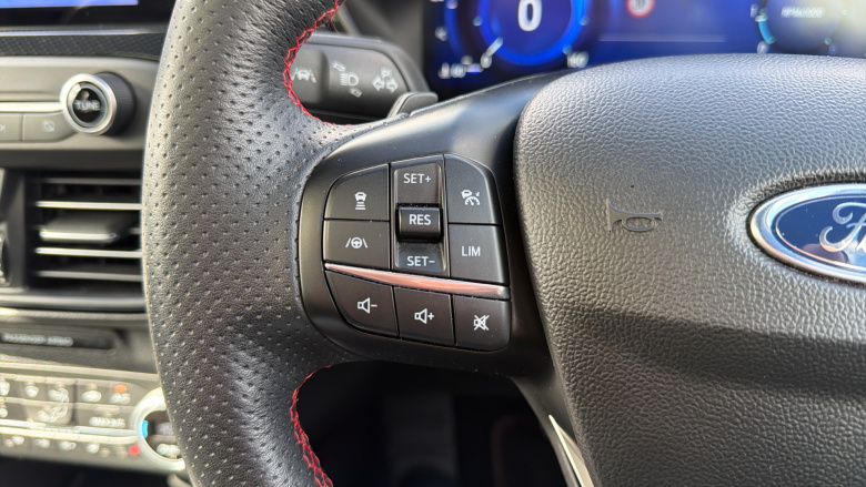 Ford Focus 1.5 EcoBlue 120 ST-Line X 5dr Auto Diesel Estate